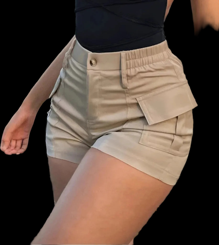 Pantaloncini casual da donna primavera 2025, vita alta, bottoni, streetwear, pantaloncini cargo con tasche.