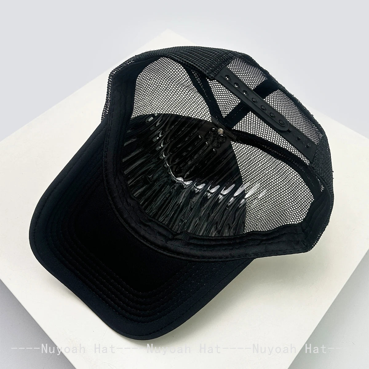 New Unisex Cartoon Character Graffiti Printed Letter Baseball Hats Sunshade Color Block Breathable Trucker Caps Versatile Mesh