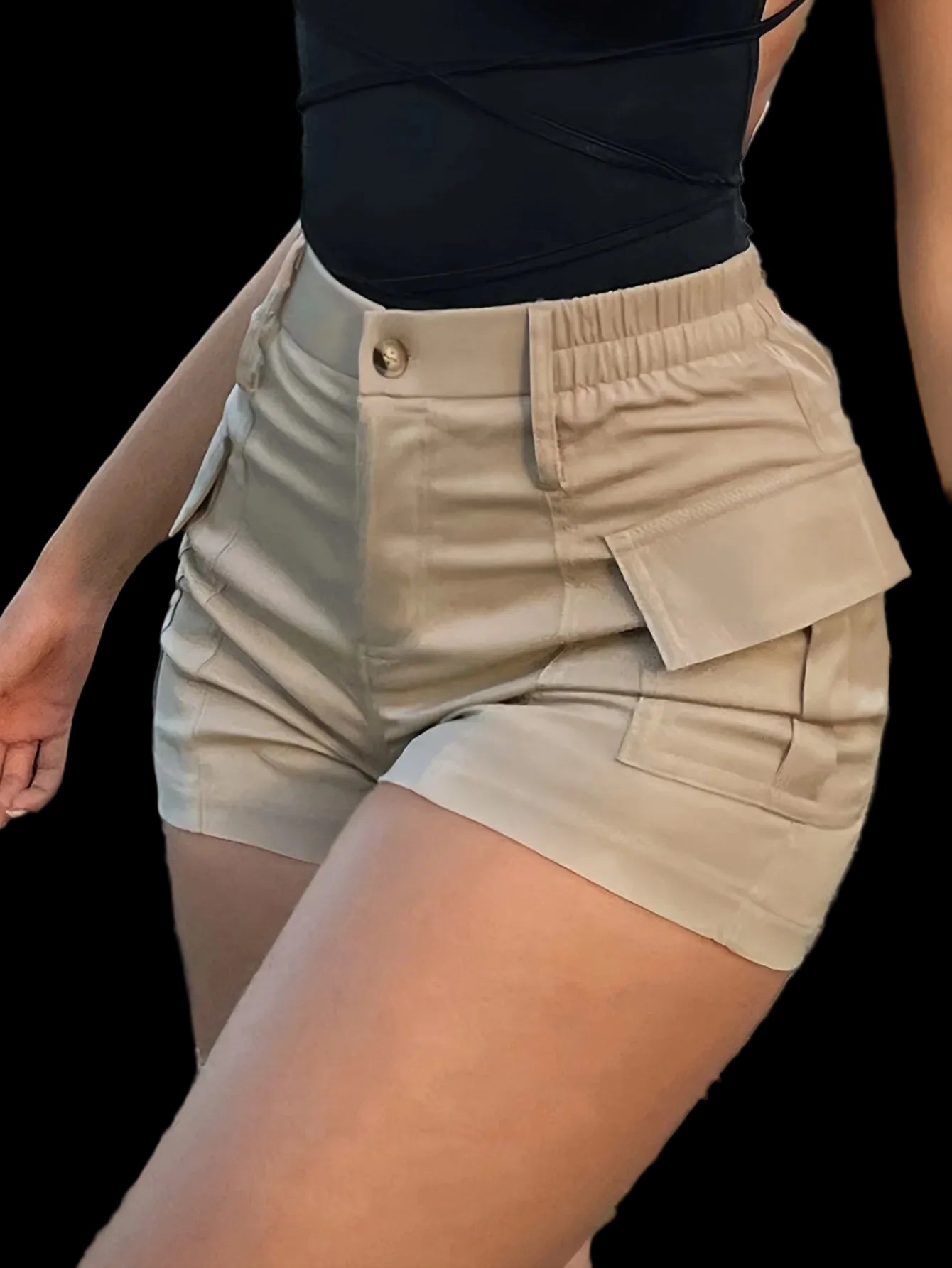 Pantaloncini casual da donna primavera 2025, vita alta, bottoni, streetwear, pantaloncini cargo con tasche.
