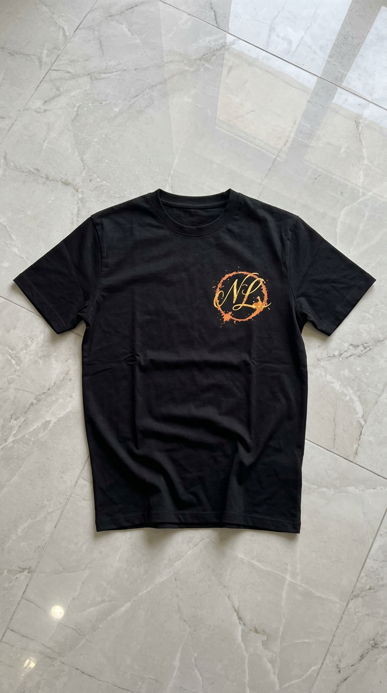 Nocturne Lane — T-Shirt Uomo "Nocturne Mask" | Jersey 100% Cotone | Personalizzazione Esclusiva